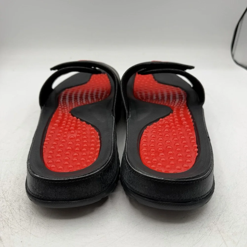 Nike Air Jordan Hydro V Retro Slide Sandals Mens Sz 10 Black/Fire Red 555501-012